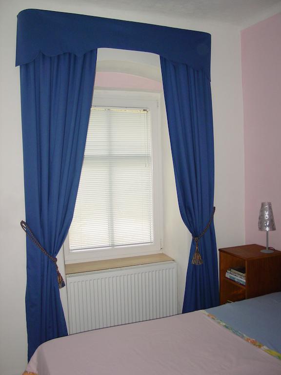 Excellent Location Apartment Bratislava Room photo